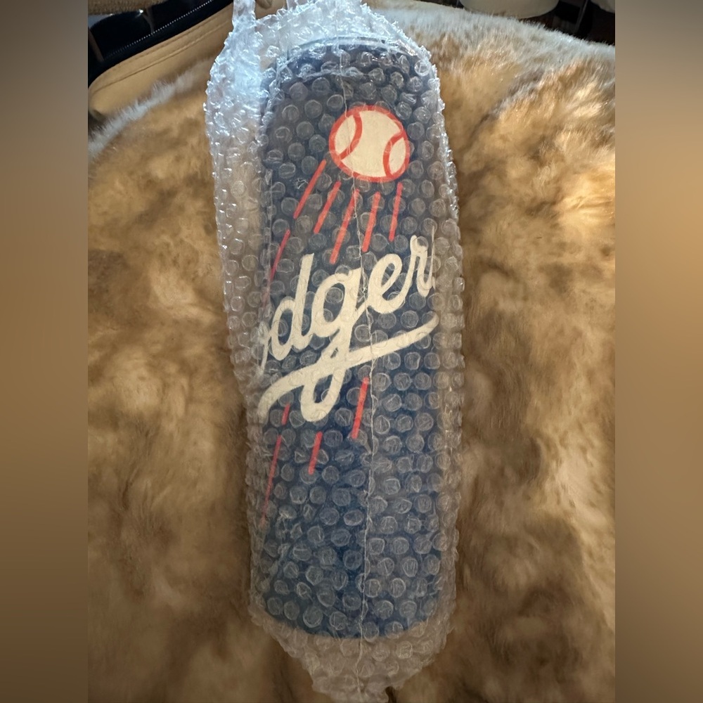 Los Angeles Dodgers 20oz Insulated Tumbler with Lid NIB - Picture 5 of 7